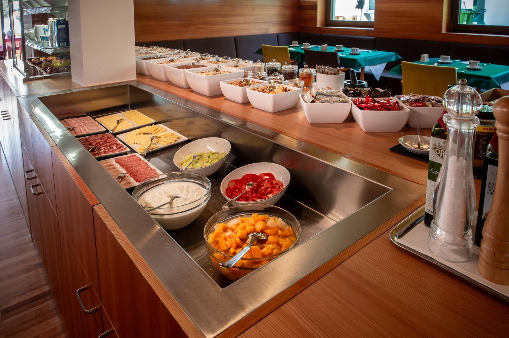 Bed & Breakfast Hotel Nives Sulden Exteriör bild