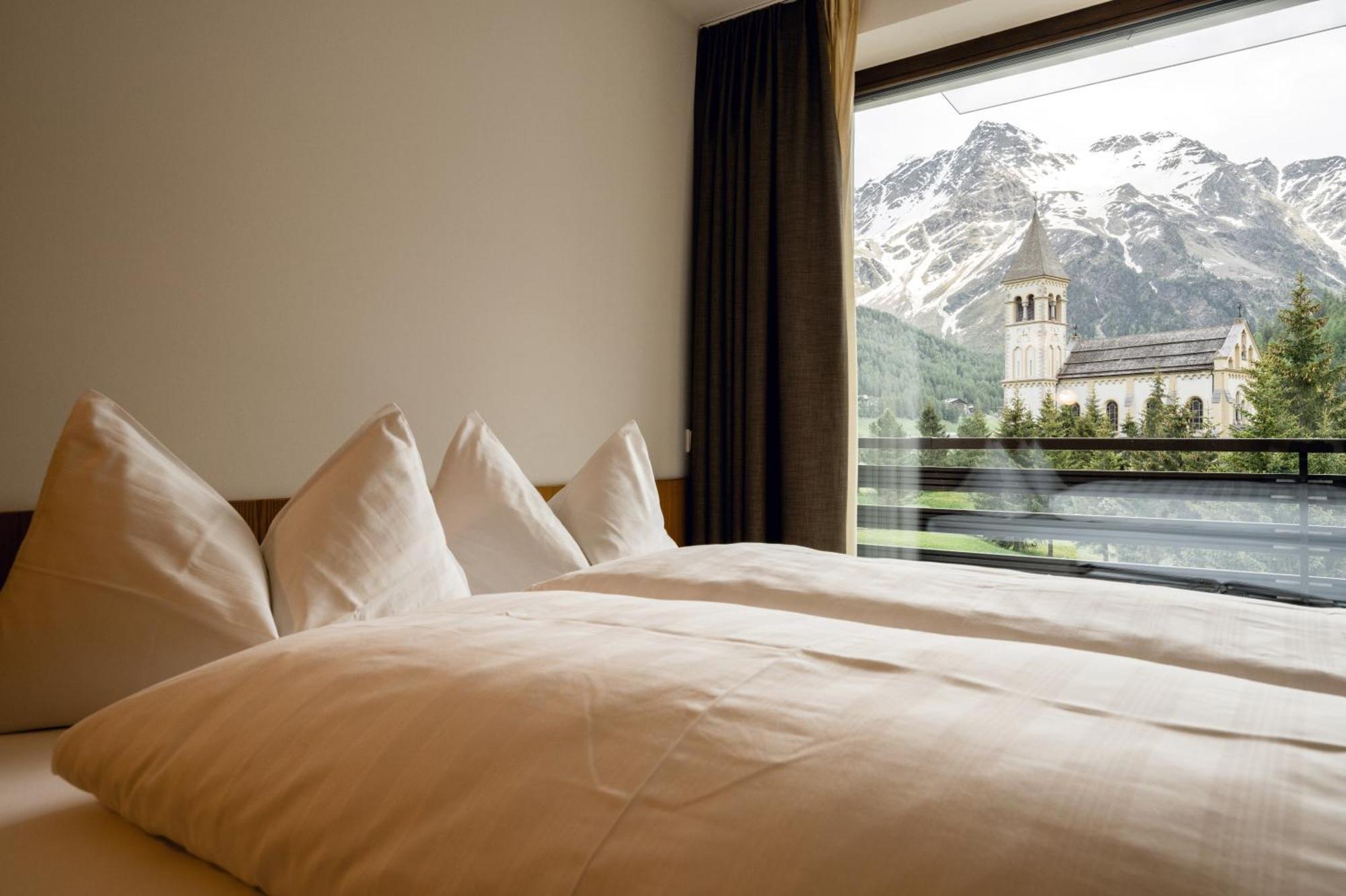 Bed & Breakfast Hotel Nives Sulden Rum bild