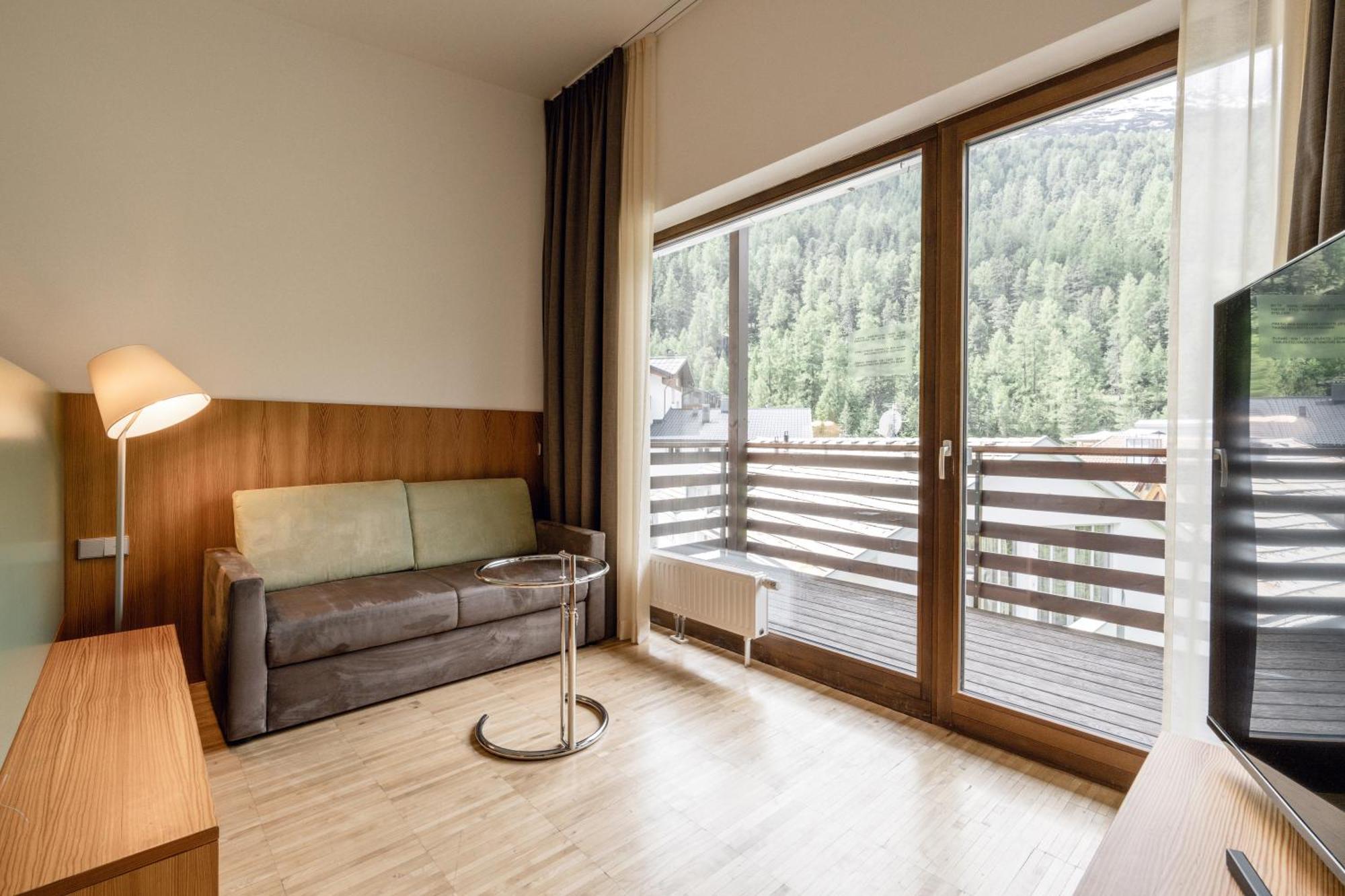 Bed & Breakfast Hotel Nives Sulden Rum bild