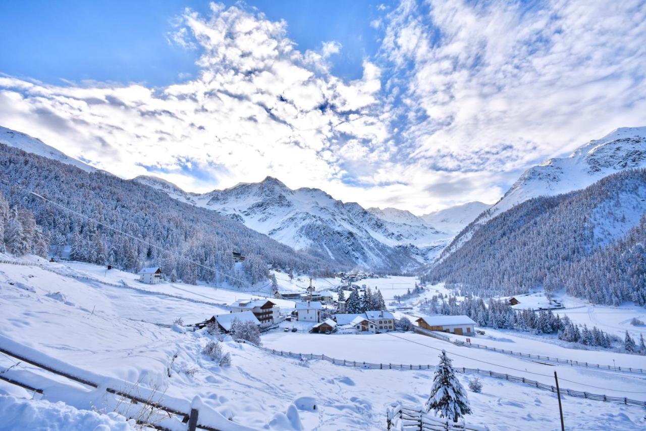 Bed & Breakfast Hotel Nives Sulden Exteriör bild
